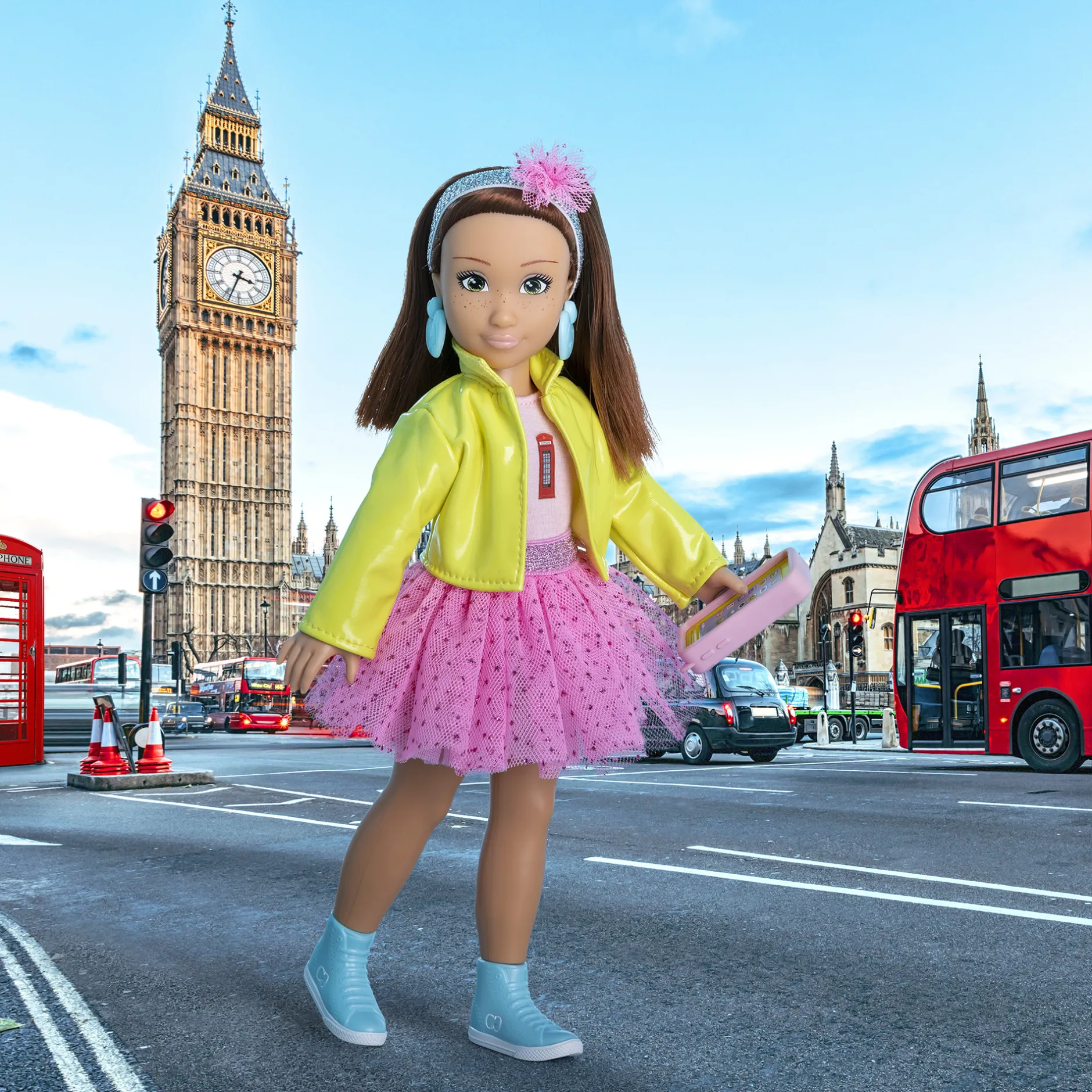 Corolle Coffret Poupée Girls Zoé Fashion Week Londres Sale