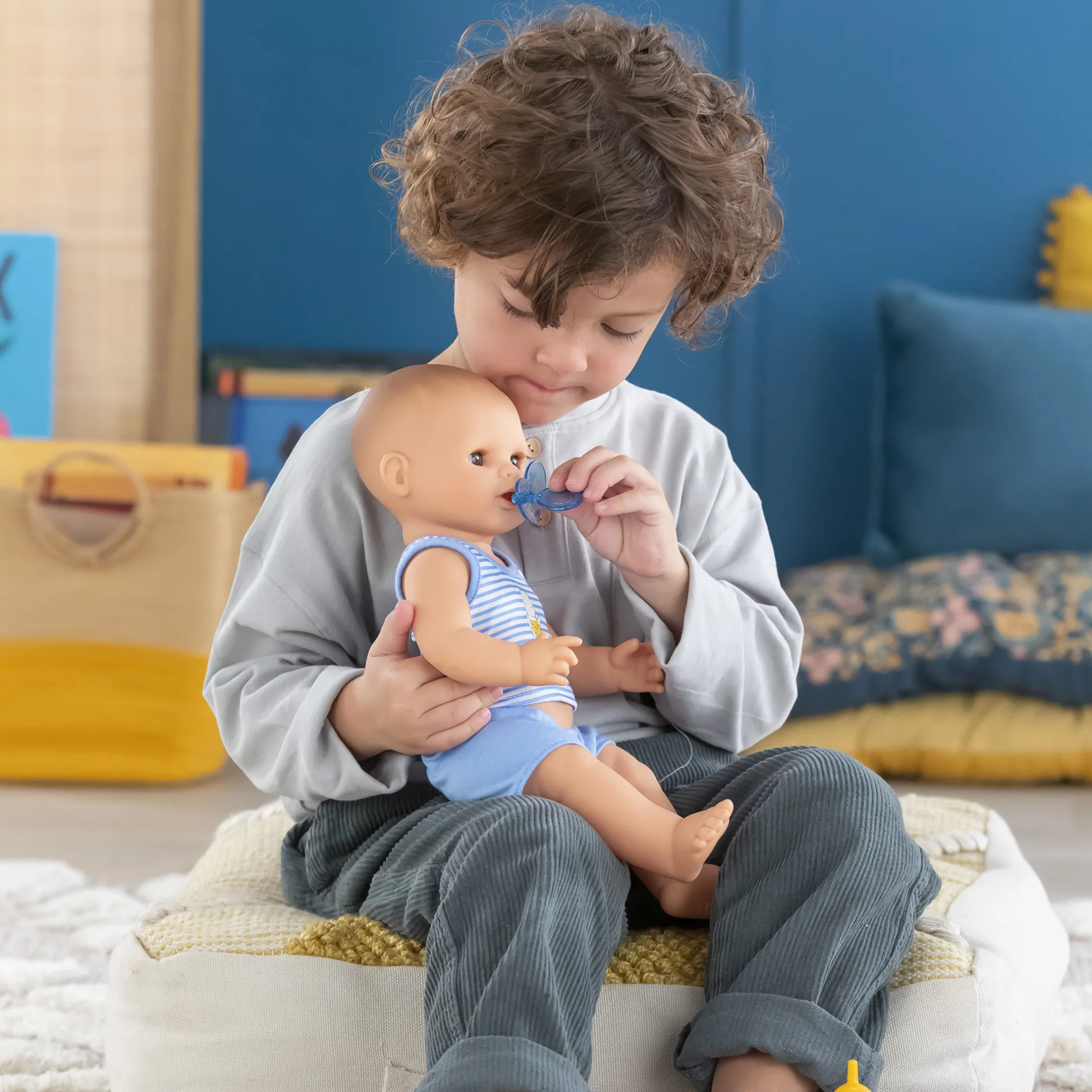 Corolle Poupon Paul fait pipi New